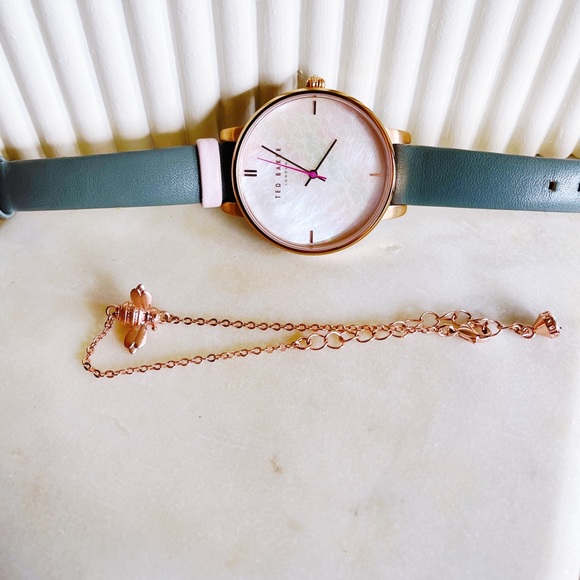 Ted Baker Rose Gold Mother of Pearl Watch & Bee Bracelet Bundle - Picture 2 of 4